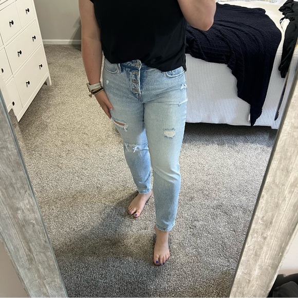 Old Navy Jeans | High Rise, Slim Straight - Picture 1 of 8